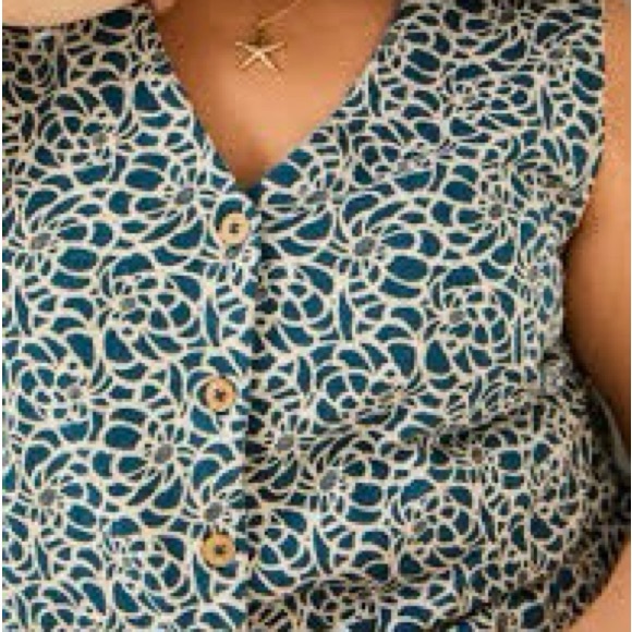 Fat Face Teal and White Swirl Blouse. Size 8 - Picture 3 of 11